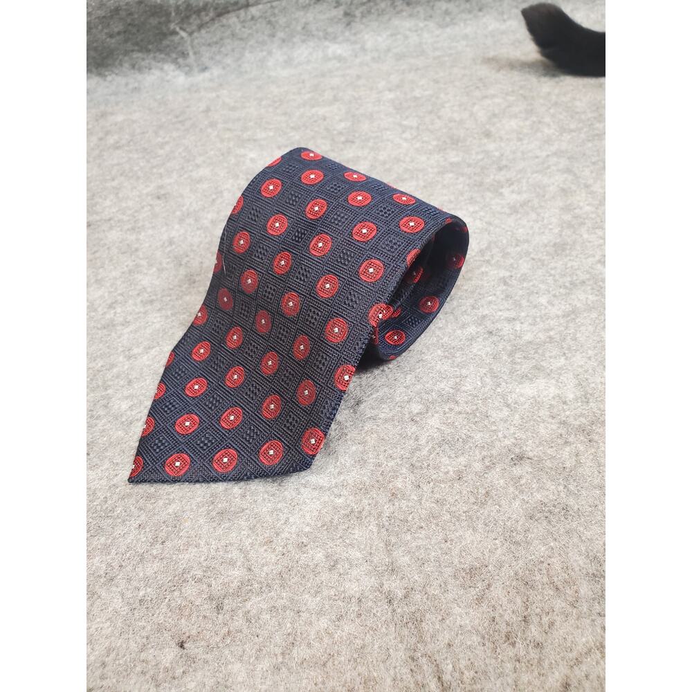 Countess Mara Men's Silk Necktie Black Red Geometric Pattern